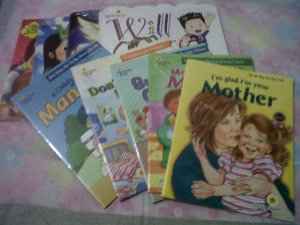 Berbagi Buku ke Pelosok Tanah Air